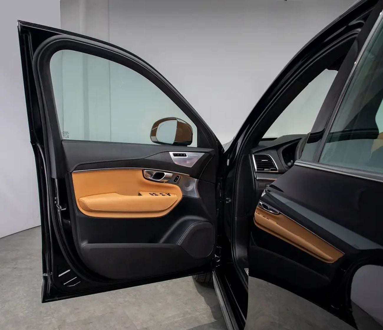 Volvo XC90 ULTIMATE BRIGHT 0% DP Available • Warranty until • FDSH • GCC
