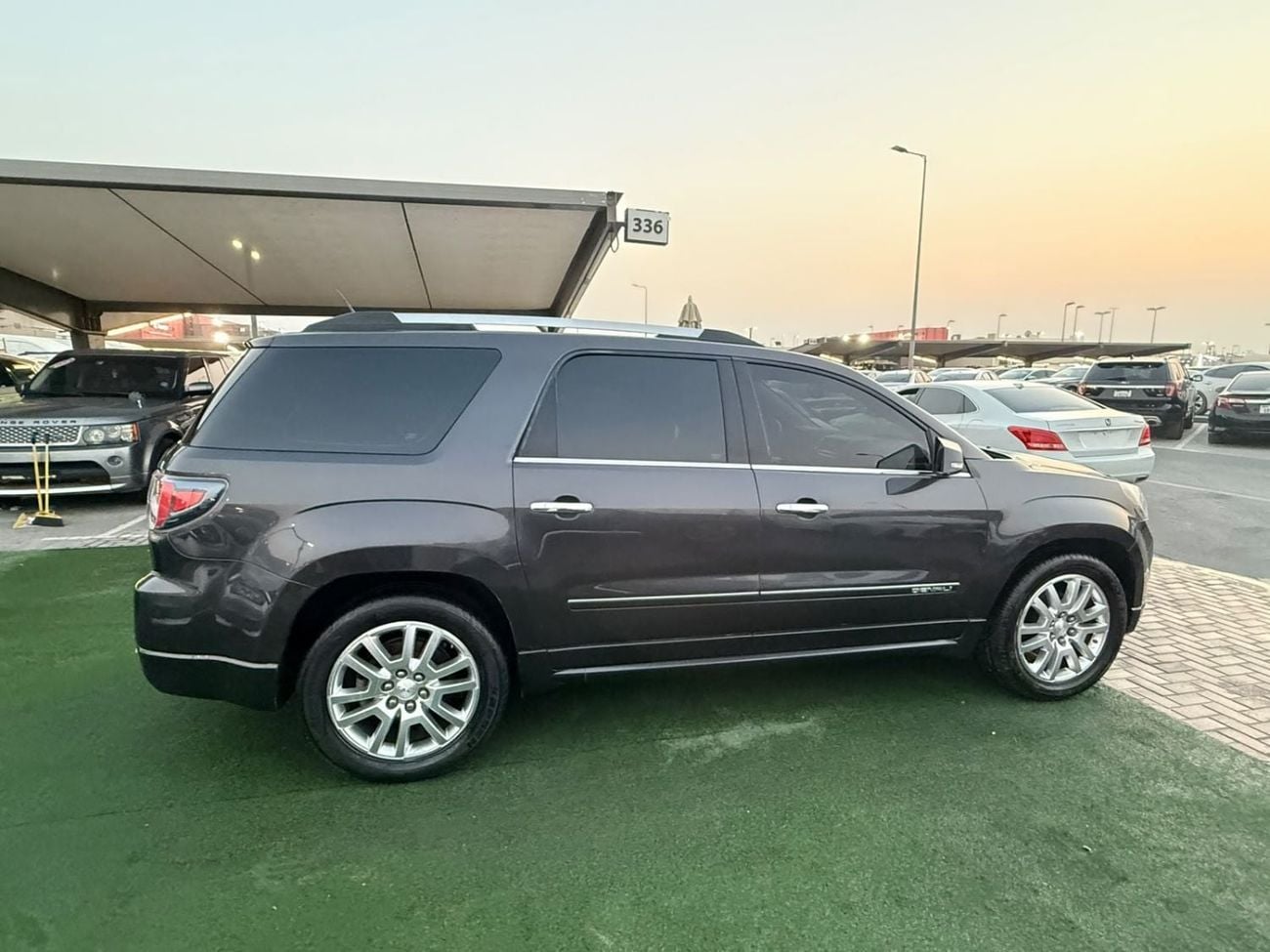 GMC Acadia DENALI Gulf, Limited, Panorama