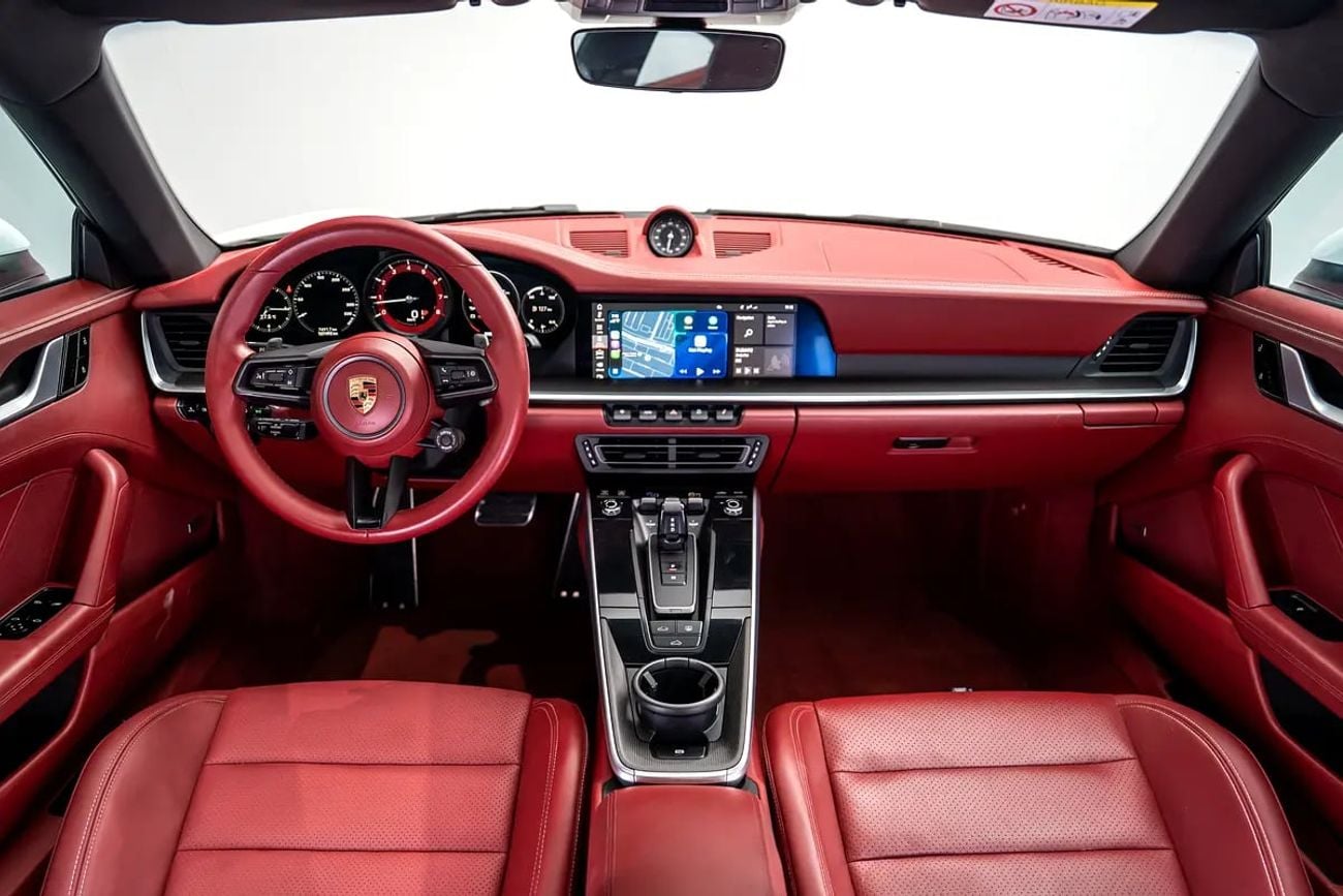 Porsche 911 CARRERA S (992.1) • Full Service History • GCC Specs