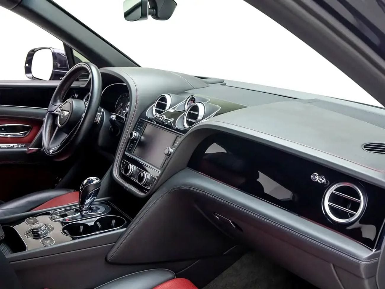 Bentley Bentayga Standard GCC Specs