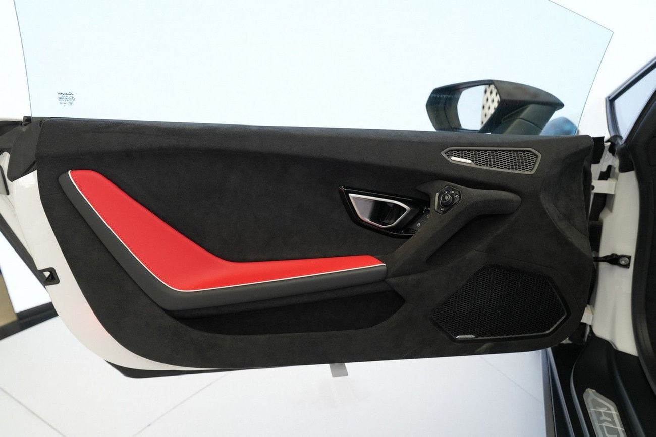 Lamborghini Huracan STERRATO