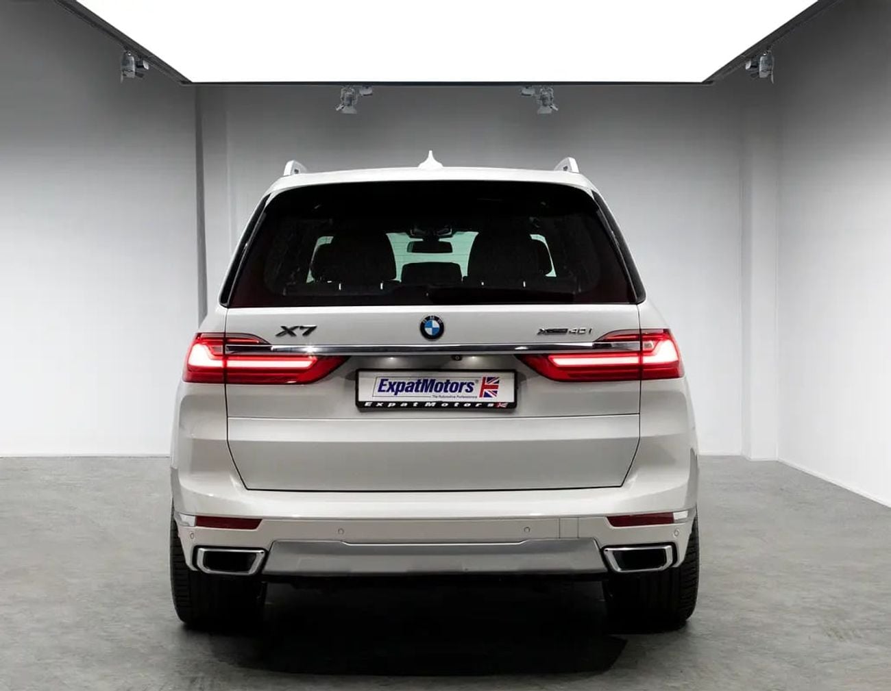 بي أم دبليو X7 40i PURE EXCELLENCE 0% DP Available • 3.0L Turbo • FDSH • GCC