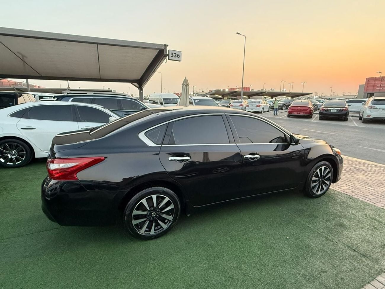Nissan Altima SV very lightly used, remote start, push-button start
