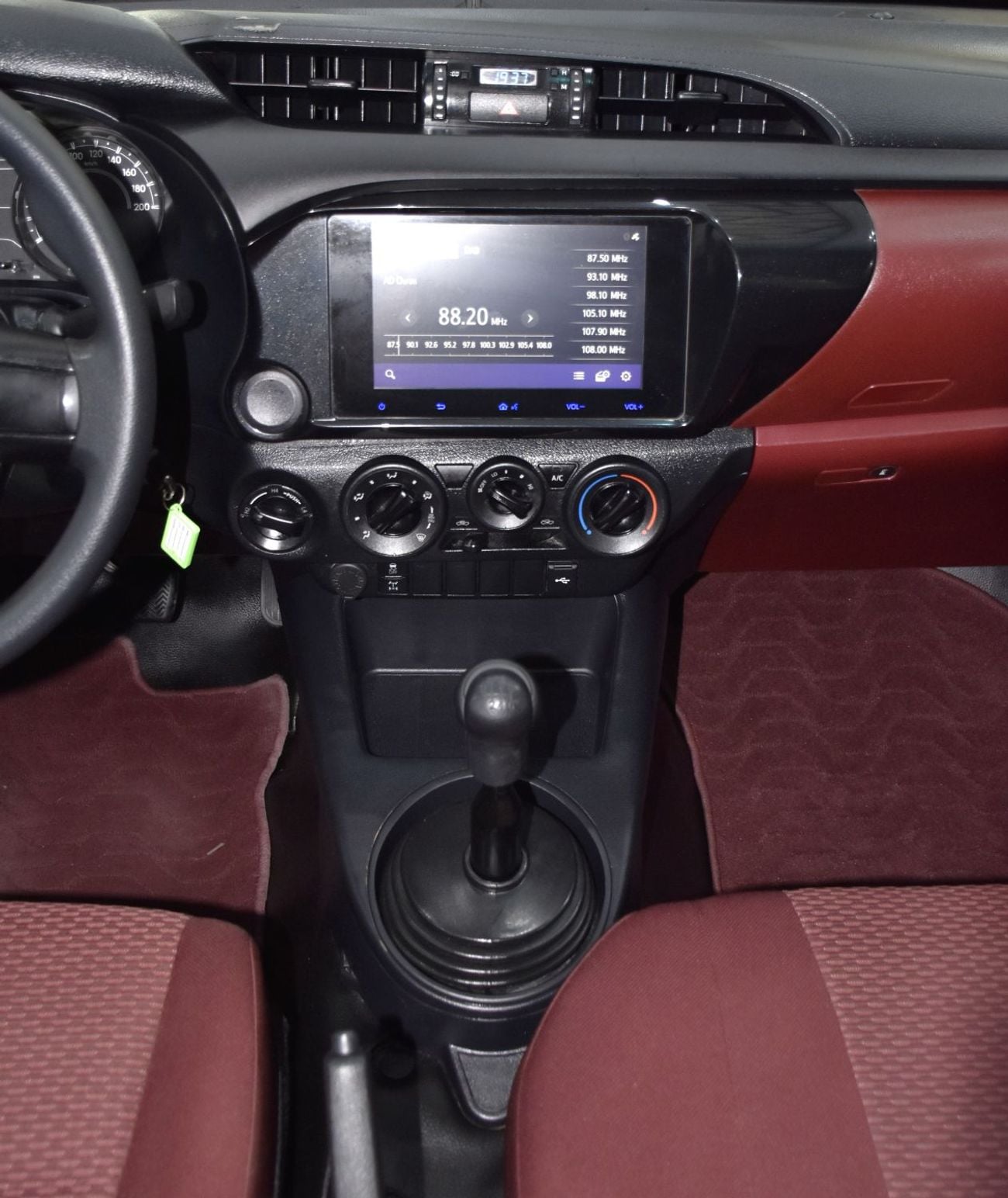 Toyota Hilux SGLX EXCELLENT DEAL for our Toyota Hilux 4WD ( 2025 Model ) in White Color GCC Specs