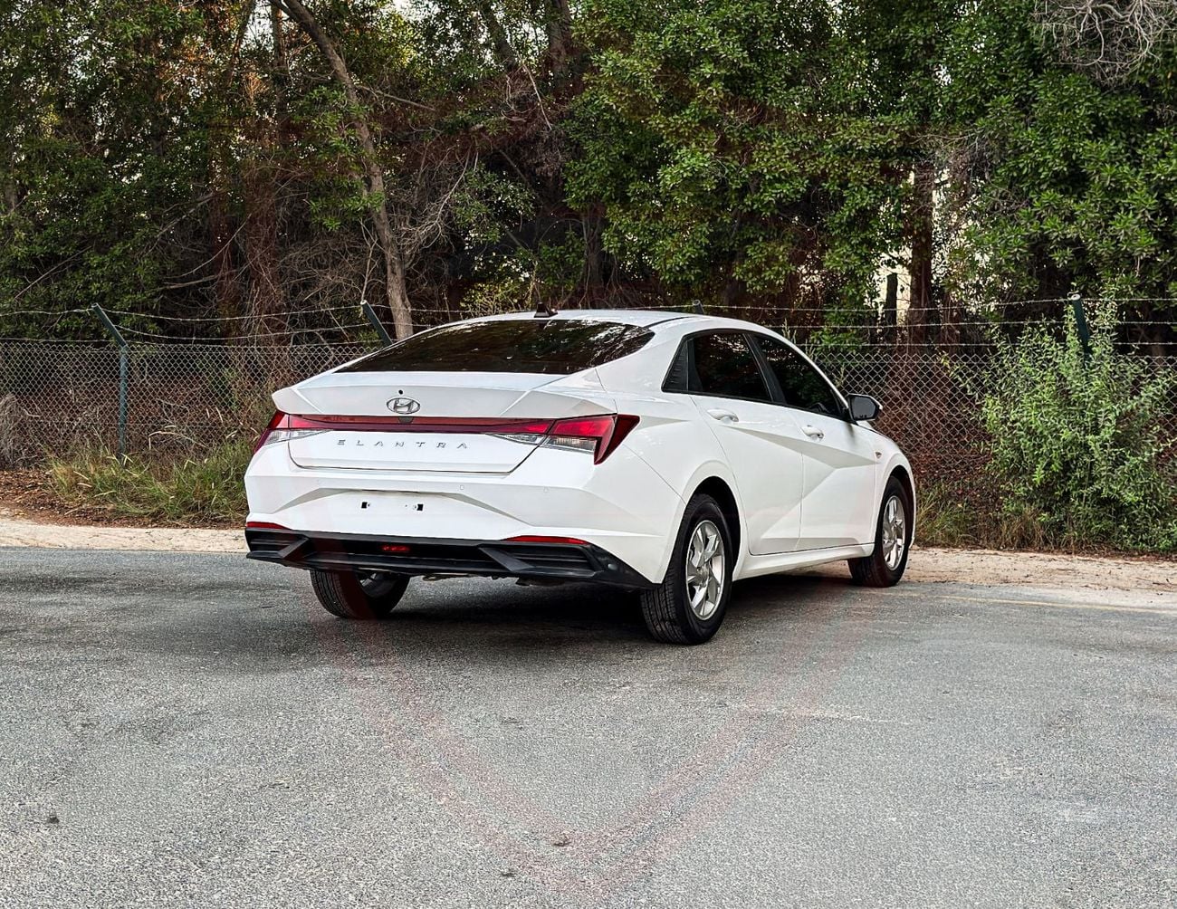 Hyundai Elantra SMART Hyundai Elantra 2023 | 1.6L V4 | GCC Specs | Accident-Free | Excellent Condition | AED 739/Month