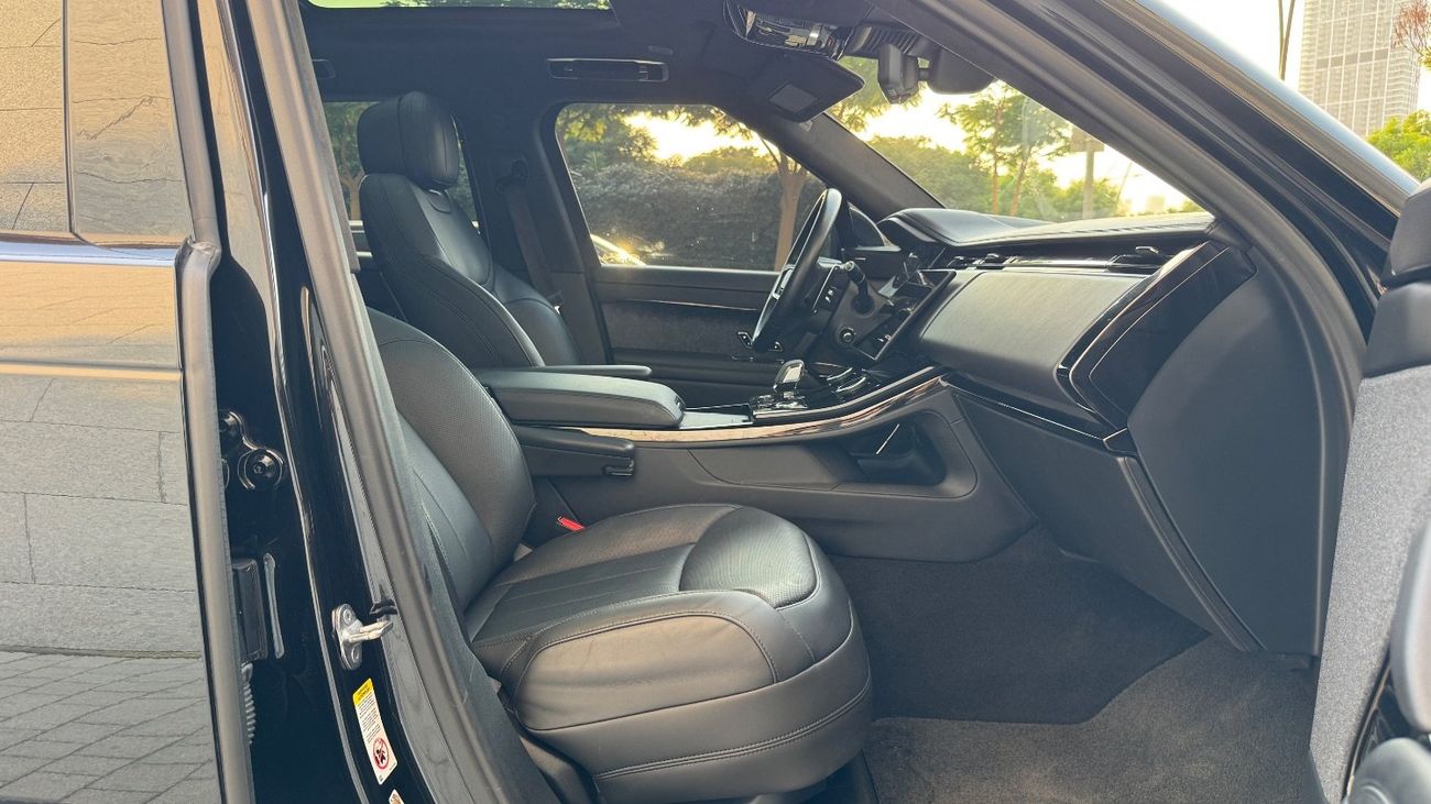 Land Rover Range Rover Sport FIRST EDITION