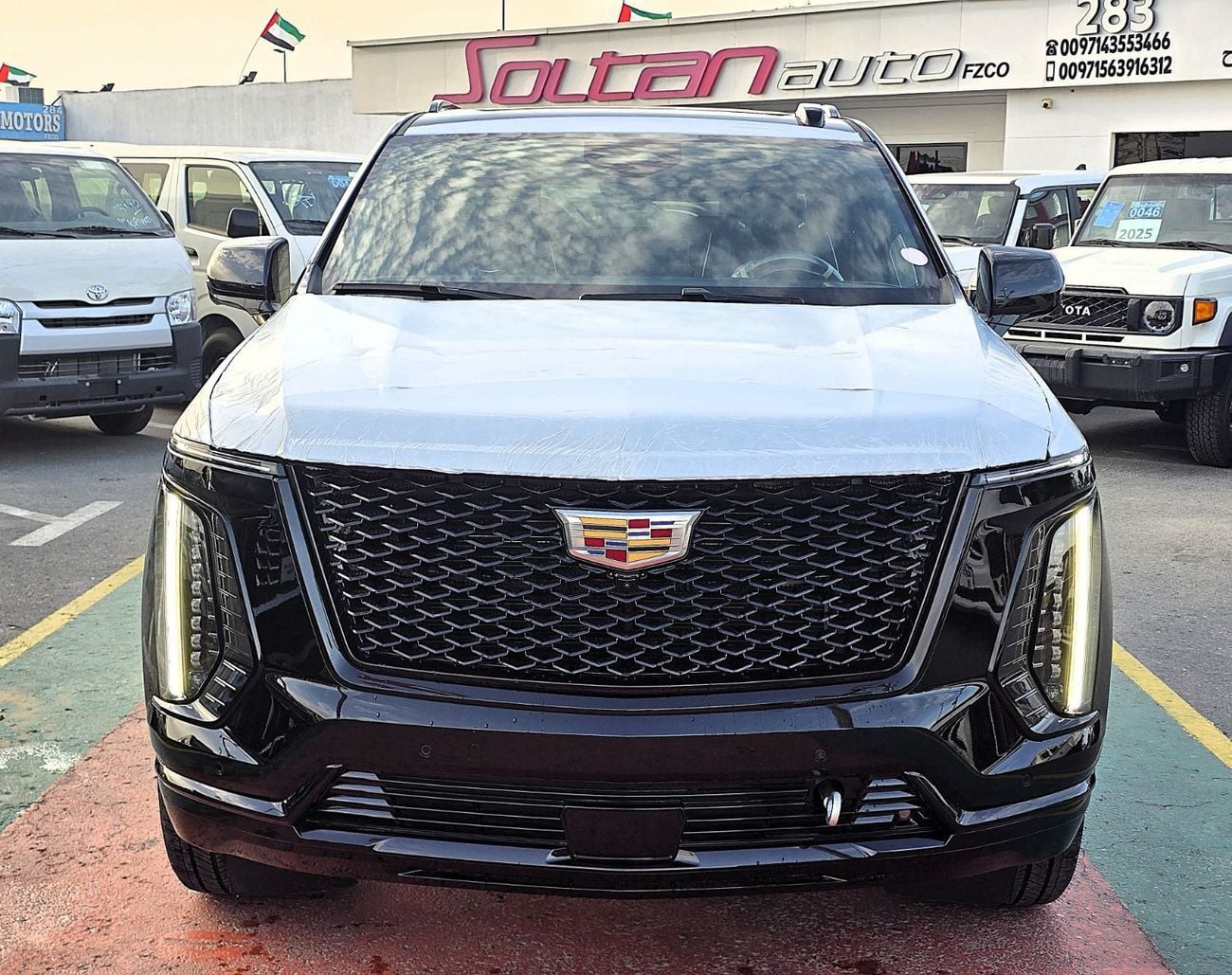 Cadillac Escalade SPORT PLATINUM Cadillac Escalade 6.2L Petrol V8 4WD Sport Black Color 2026 Model