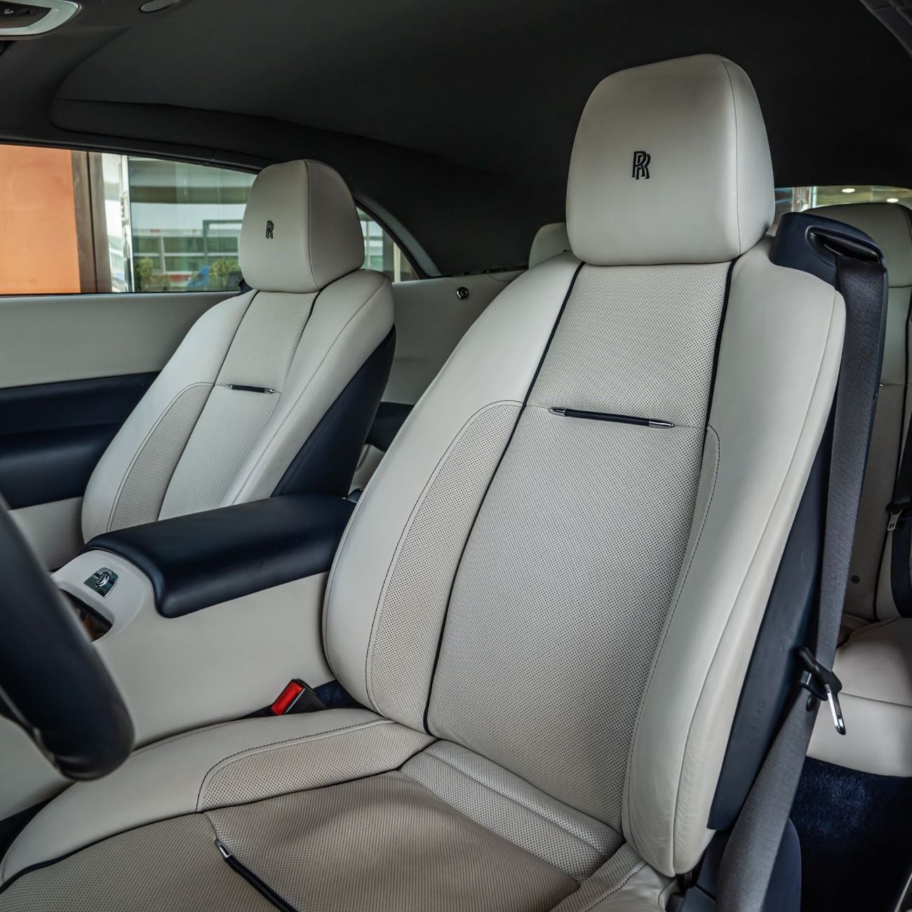 Rolls Royce Dawn