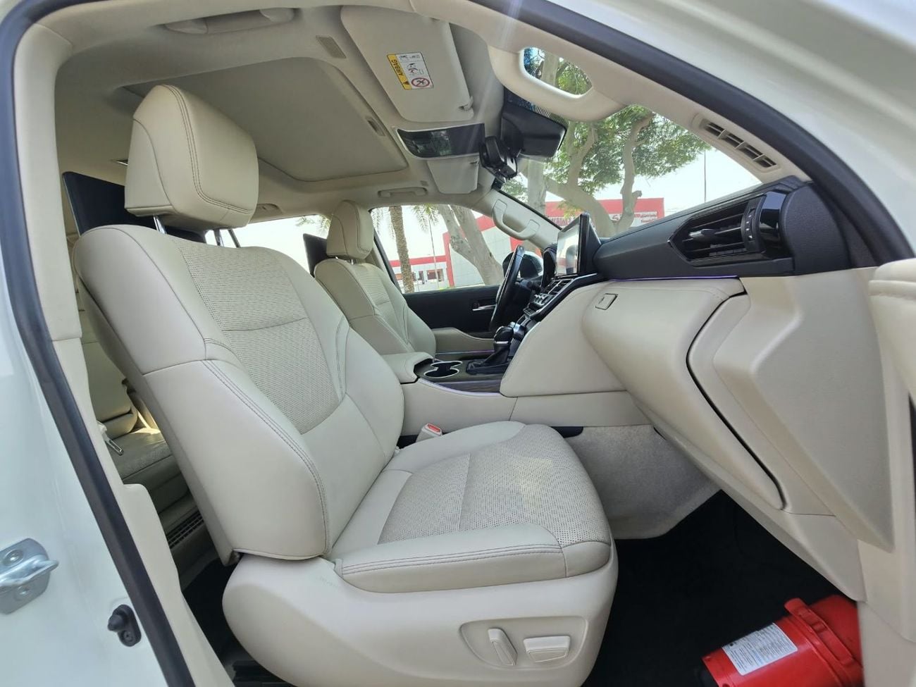 Toyota Land Cruiser VXR LUXURY 2022 GCC AL FUTTAIM SINGLE OWNER IN MINT CONDITION