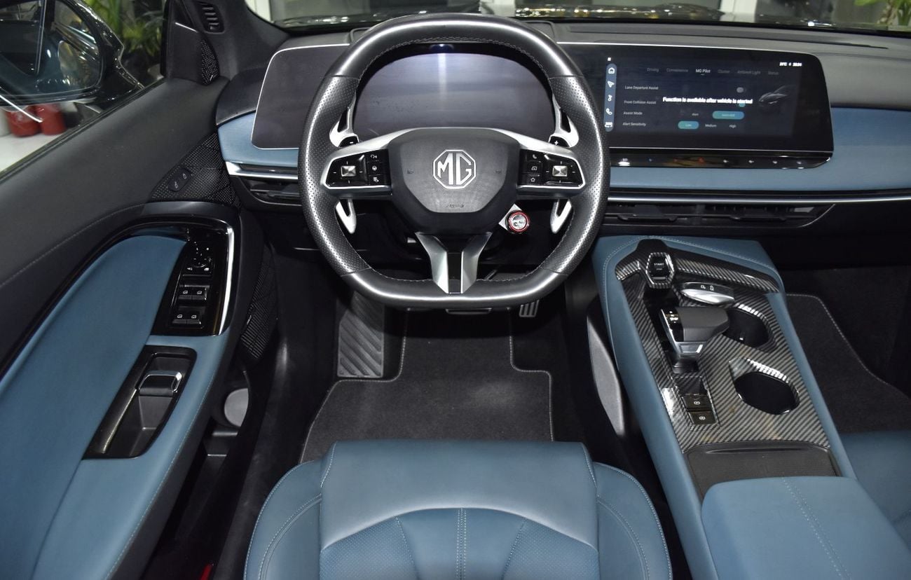 MG 7 LUX EXCELLENT DEAL for our MG MG7 Trophy ( 2025 Model ) in Green Color GCC Specs