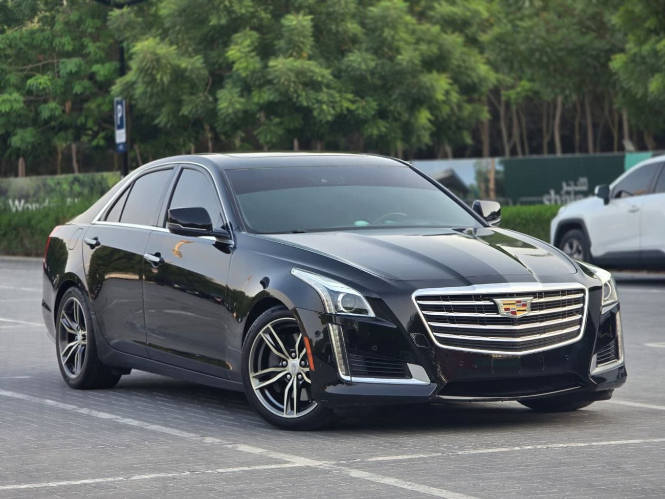 كاديلاك CTS PREMIUM LUXURY كاديلاك CT5 موديل 2019، مواصفات خليجية فاخرة // حالة ممتازة // مالك واحد