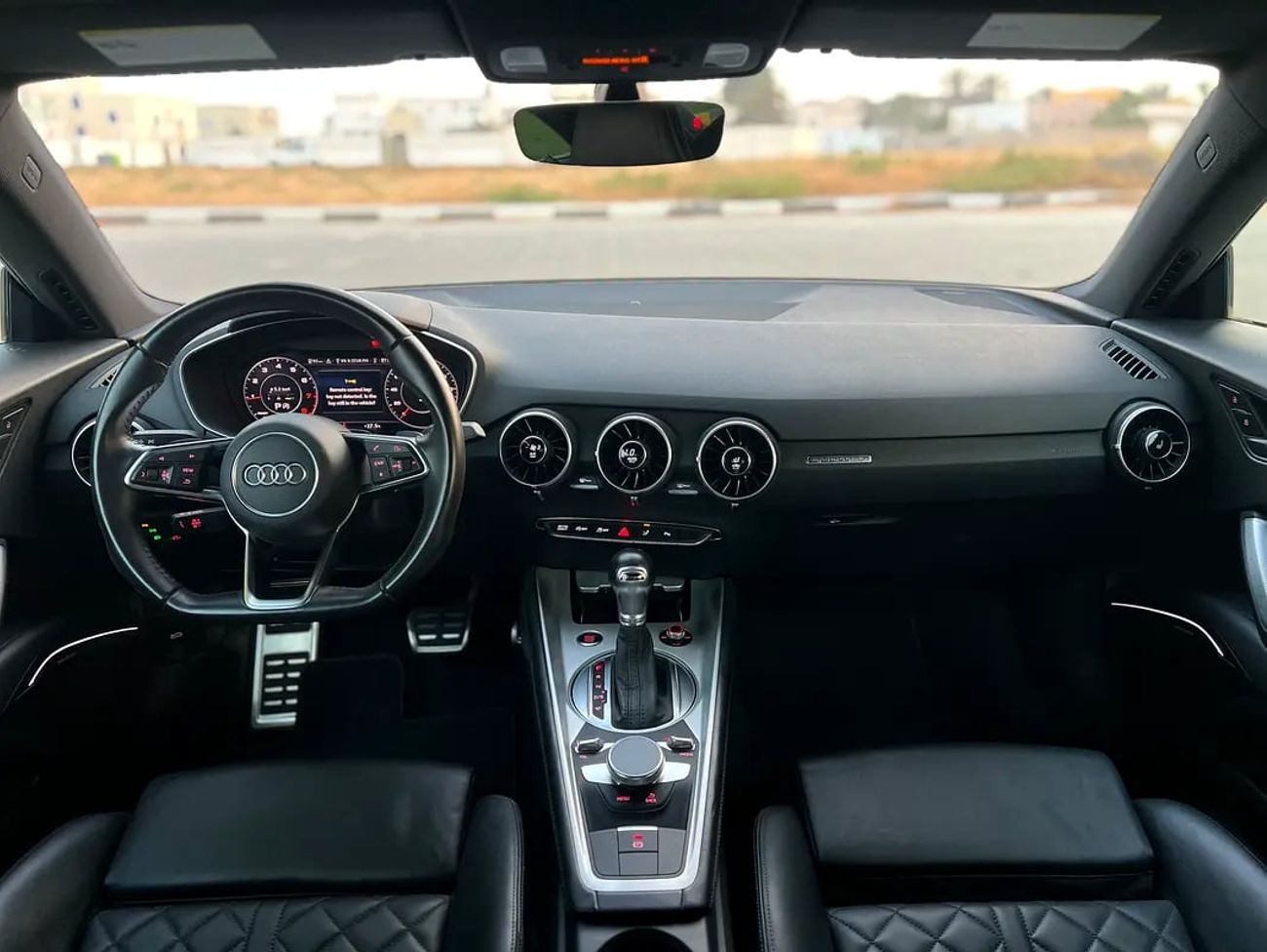 Audi TT . .USE