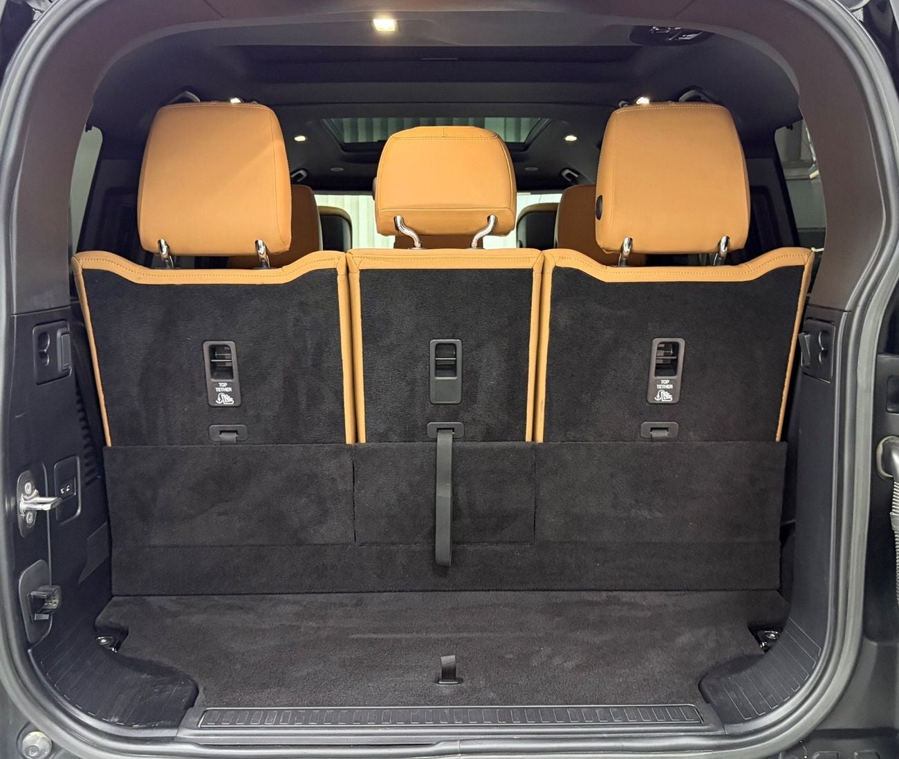 Land Rover Defender 130 HSE P400