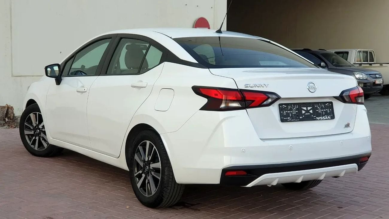 Nissan Sunny 1.5L - GCC SPECS - UNDER WARRANTY - FULL SERVICE HISTORY - ACCIDENT FREE