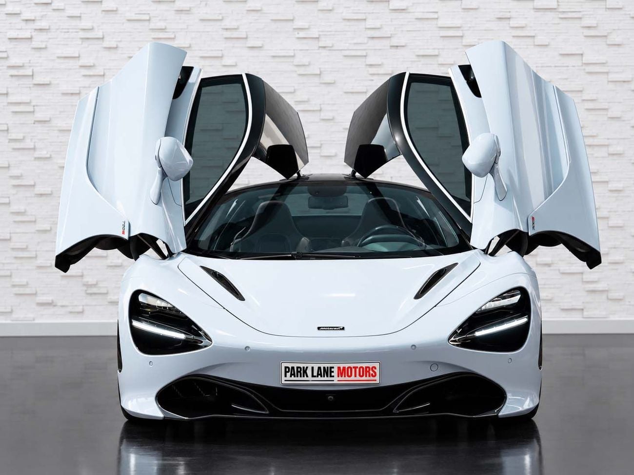 مكلارين 720S LUXURY