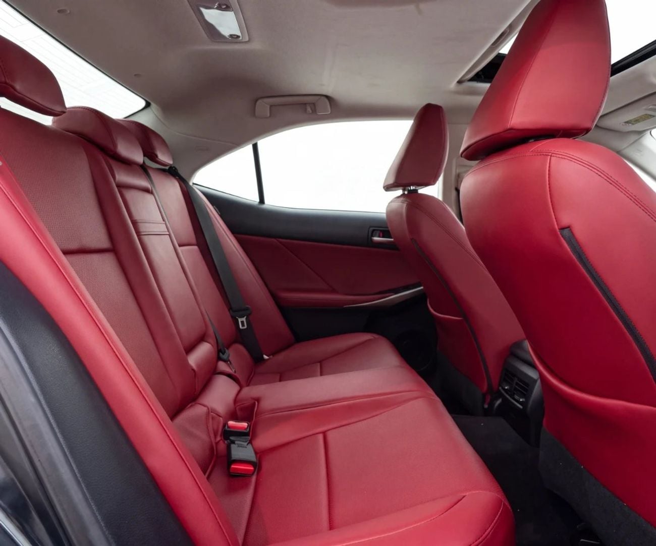 Lexus IS200t 2.0