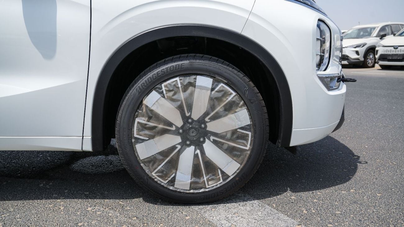 Mitsubishi Outlander PREMIUM Brand New – 2.5L Petrol 4WD Automatic – G08 – GCC 2026 – Export Only