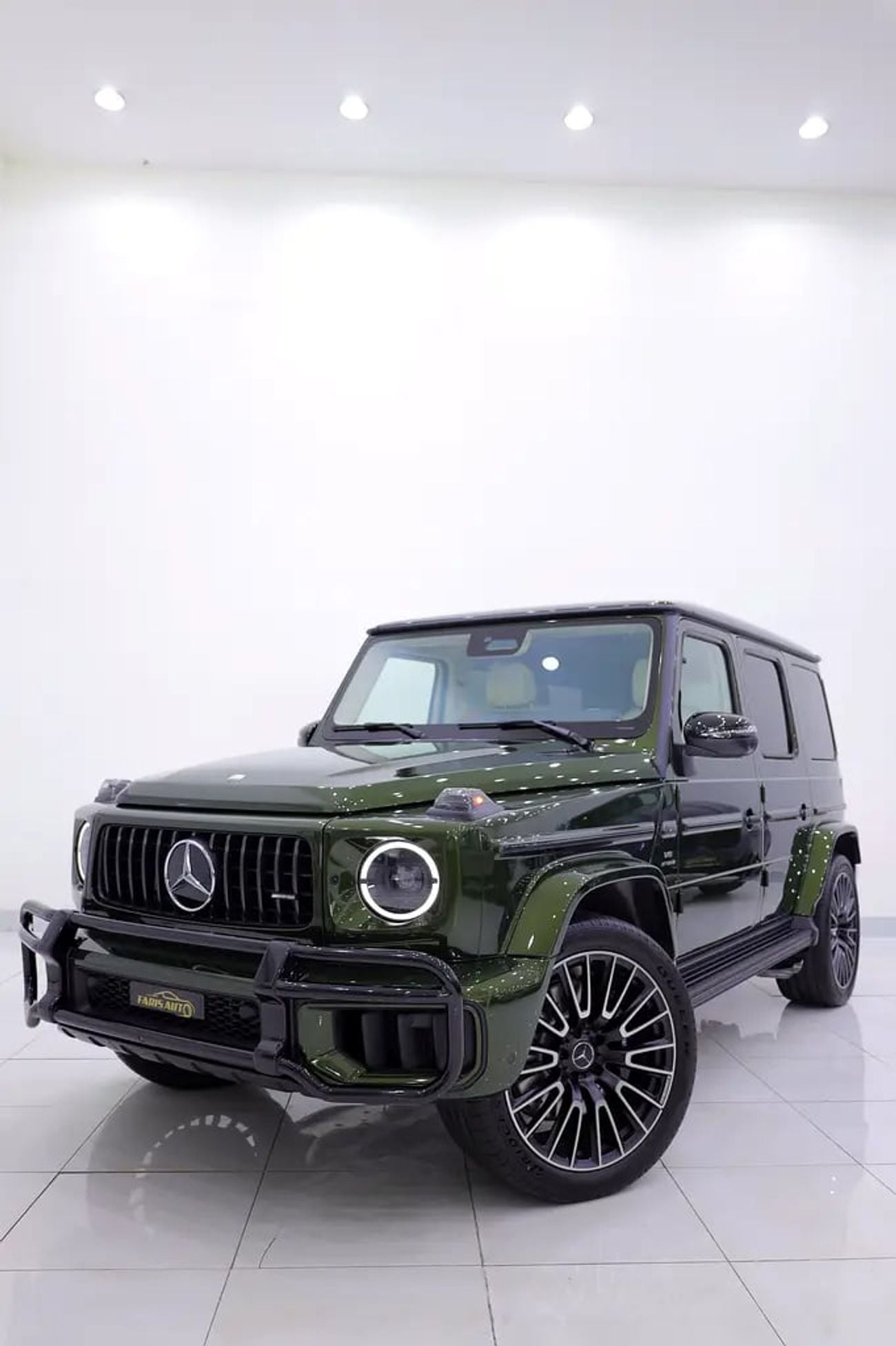 Mercedes Benz G63 AMG G63 MANUFAKTUR SPECIAL OLIVE + CARBON INTERIOR + 5 YEARS DEALER WARRANTY + SERVICE
