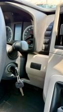 Toyota Hiace GL 2.8L DIESEL 13 SEATS