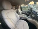 مرسيدس بنز V 250 AVANTGARDE/E MERCEDES BENZ V250 2023 GCC WITH SERVICE CONTRACT IN LOW MILEAGE FULL SERVICE HISTORY TWO KEYS