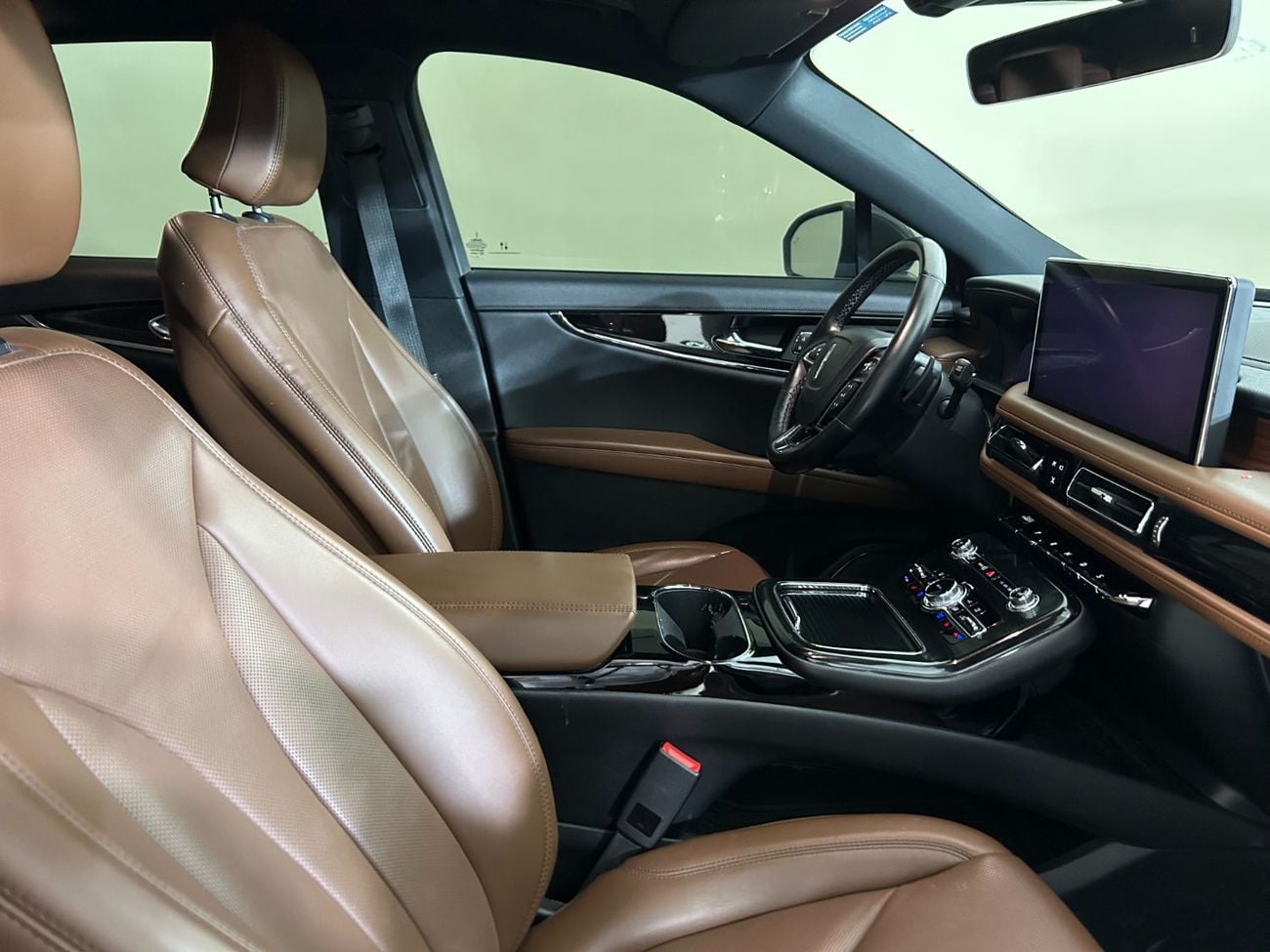 لينكولن ناوتيلوس ريزيرف NU-NAU322/AL TAYER MOTORS/ AL QOUZ SHOWROOM