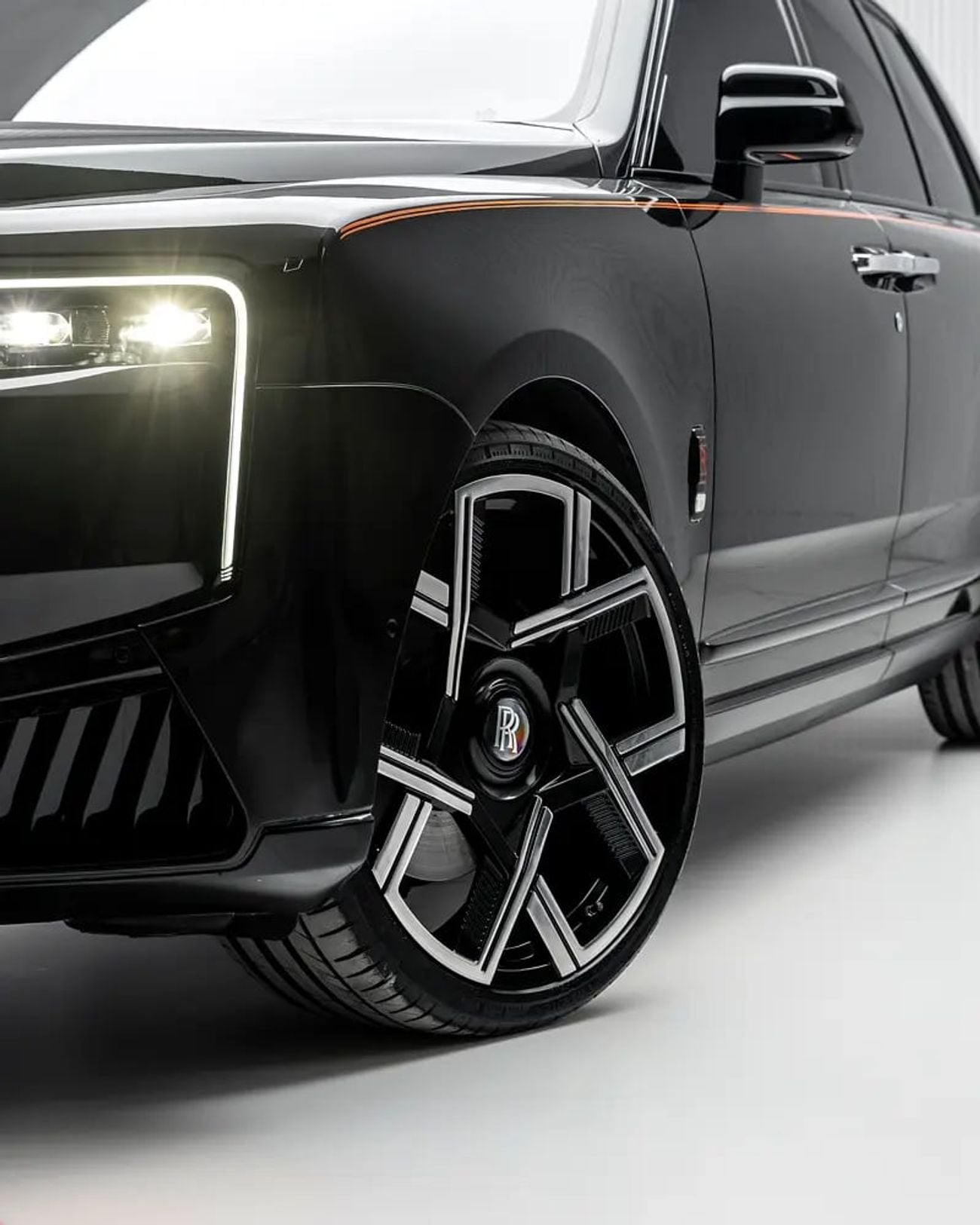 رولز رويس كولينان BLACK BADGE | FACELIFTED