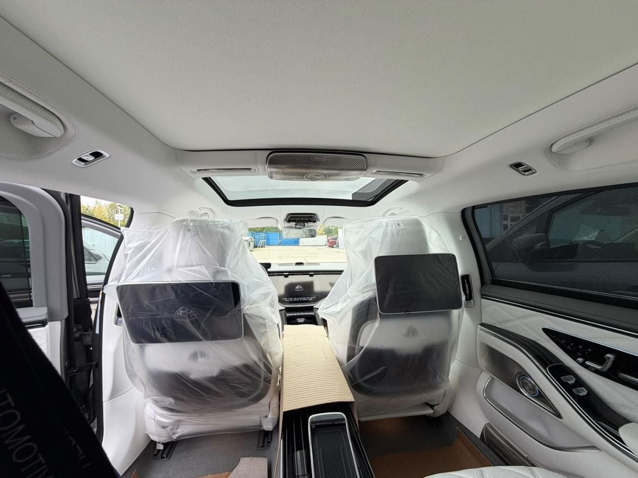 Mercedes Maybach S680 Maybach