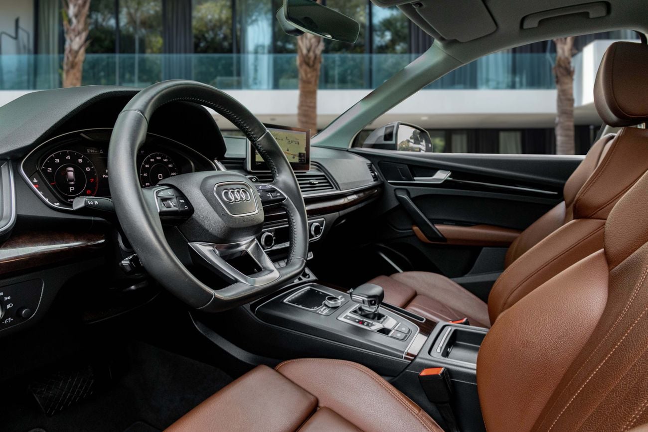 Audi Q5 45 TFSI QUATTRO S-LINE Q5 45 TFSI Quattro S-Line | 1,567 P.M | 0% Downpayment | Under Warranty!