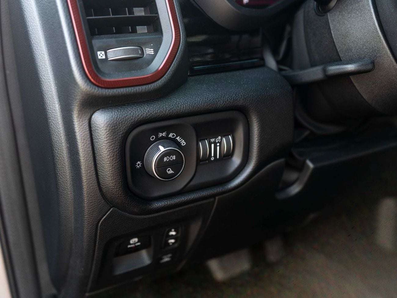 RAM 1500 REBEL CREW