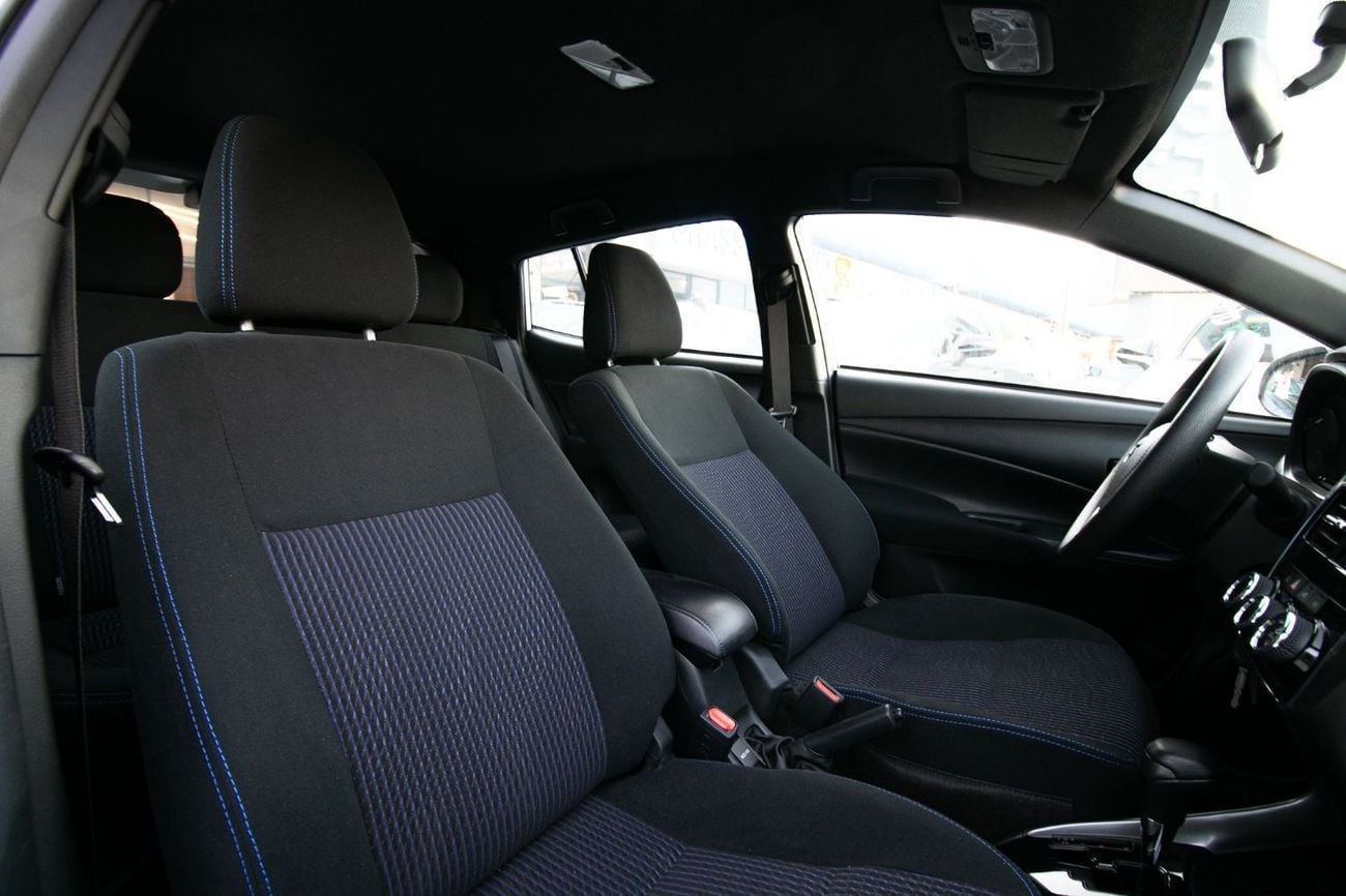 Toyota Yaris YARIS 1.3 HB AT 2025