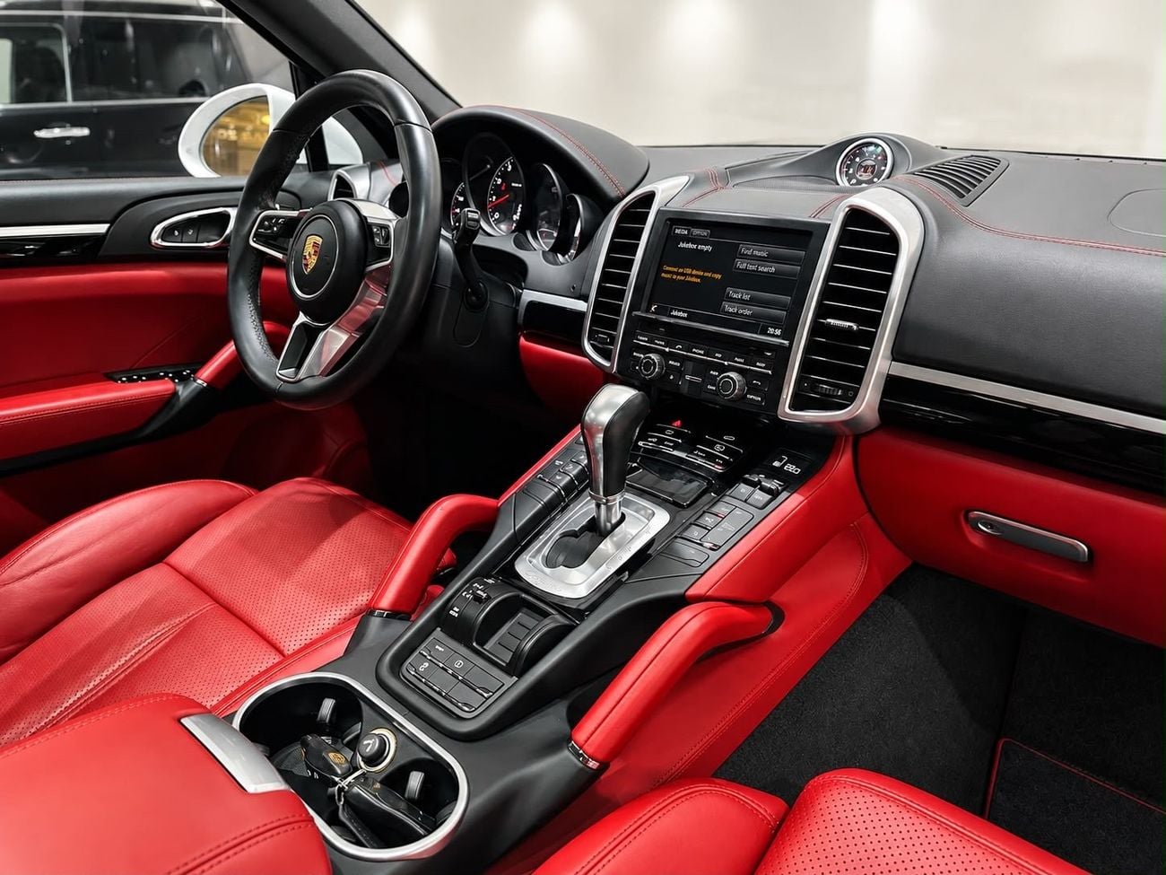 Porsche Cayenne STANDARD