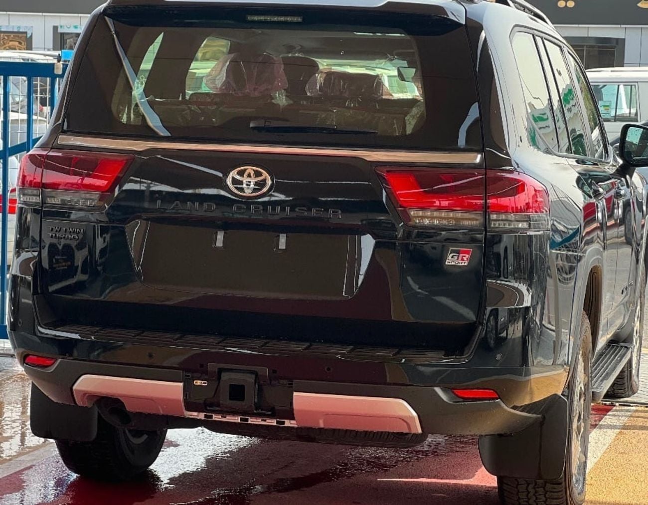 Toyota Land Cruiser GR SPORT