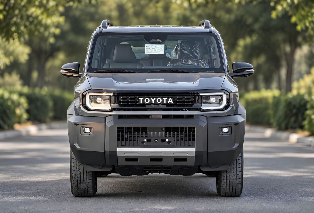 Toyota FJ Cruiser GXR 2.7 GCC AWD