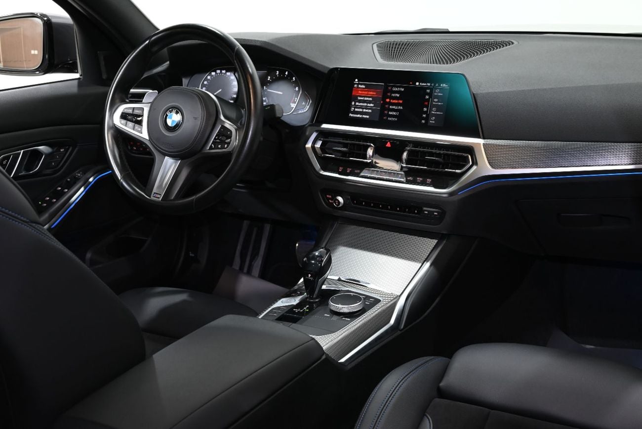 بي أم دبليو 330i إم سبورت بريميوم بي إم دبليو 330i M-Sport موديل 2021، سجل صيانة كامل، ضمان لمدة عام، حالة ممتازة، خليجية