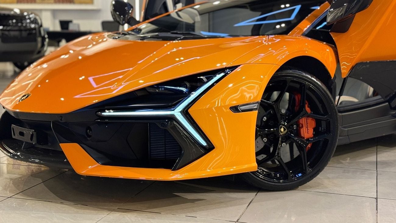لامبورغيني ريفويلتو سبورتيفا تم فتح ملف في لامبورغيني دبي
