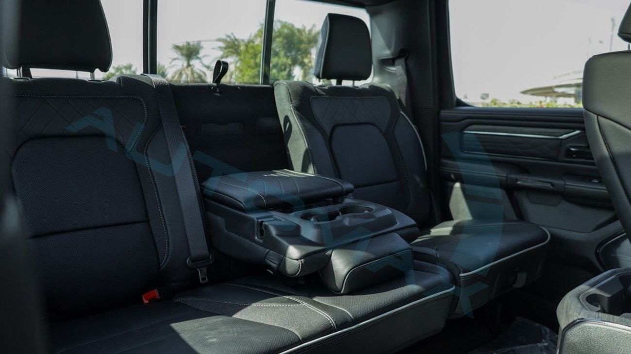 RAM 1500 Limited Crew Cab eTorque V8 5.7L (For Export , НА ЭКСПОРТ) PY 26/26 Crew Cab eTorque V8 5.7L GCC Без пробега