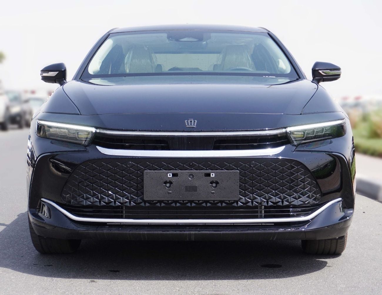 تويوتا كراون PLATINUM , HEV, AWD, A/T - 2025