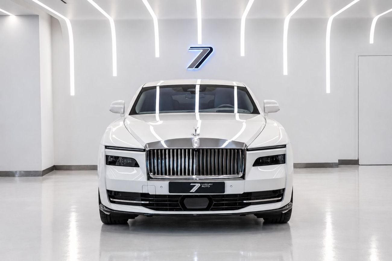 Rolls Royce Spectre STANDARD Silver Badge | GCC Specs | WARRANTY AND SERVICE | EXCELLENT CONDITION