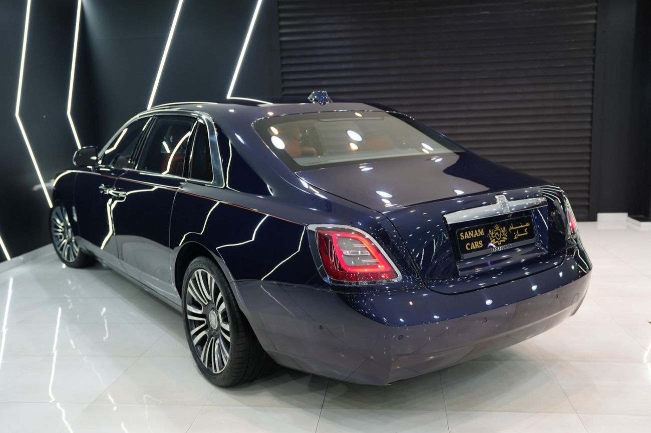 Rolls Royce Ghost EWB 2024 Rolls-Royce EWB, Rear Entertainment, Illuminated Grille, Starlight, Dealer Warr + Serv!!