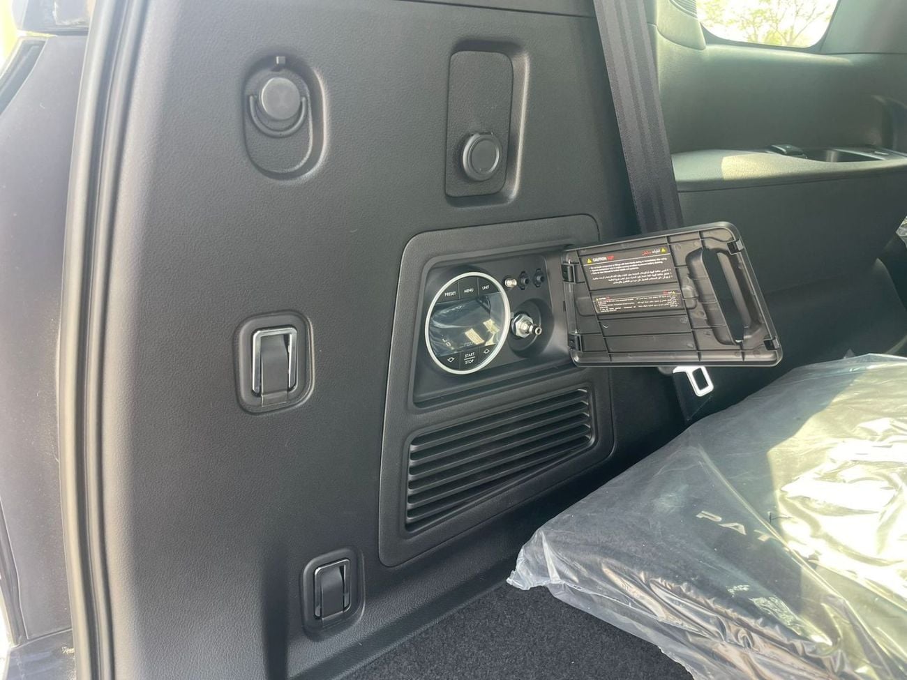 Nissan Patrol LE TITANIUM +