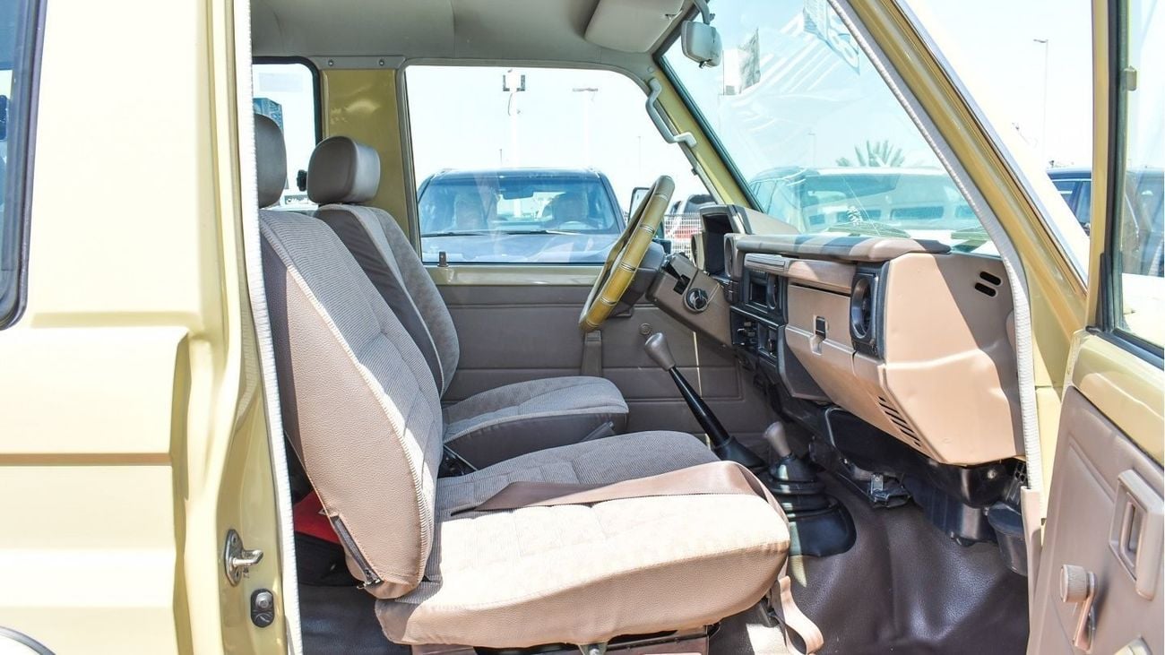 Toyota Land Cruiser 70