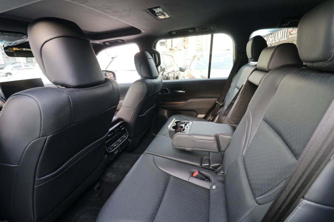 Toyota Land Cruiser VX 4.0L 2026 with memory seats