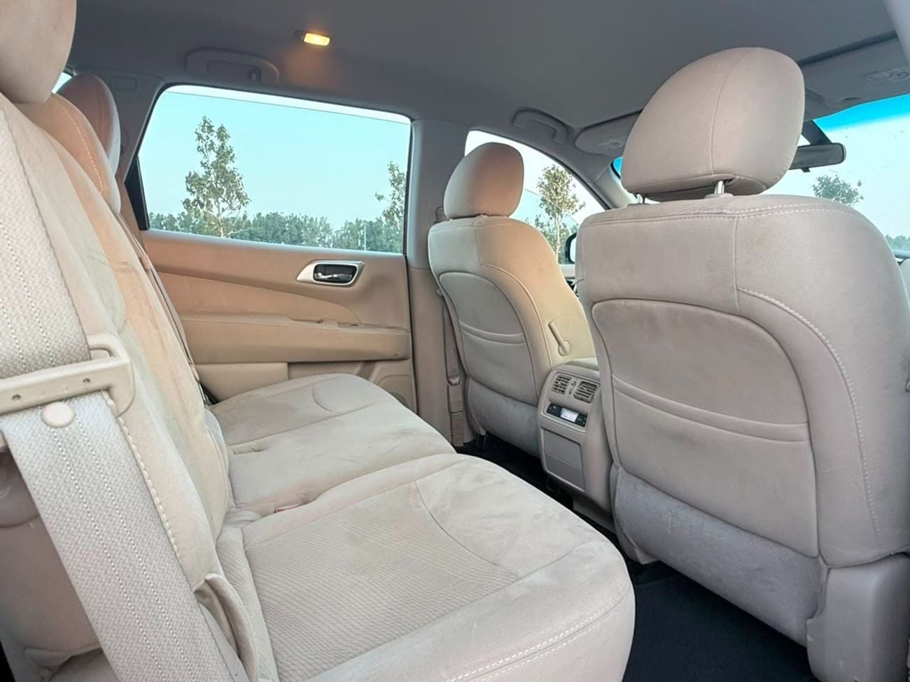 Nissan Pathfinder 000
