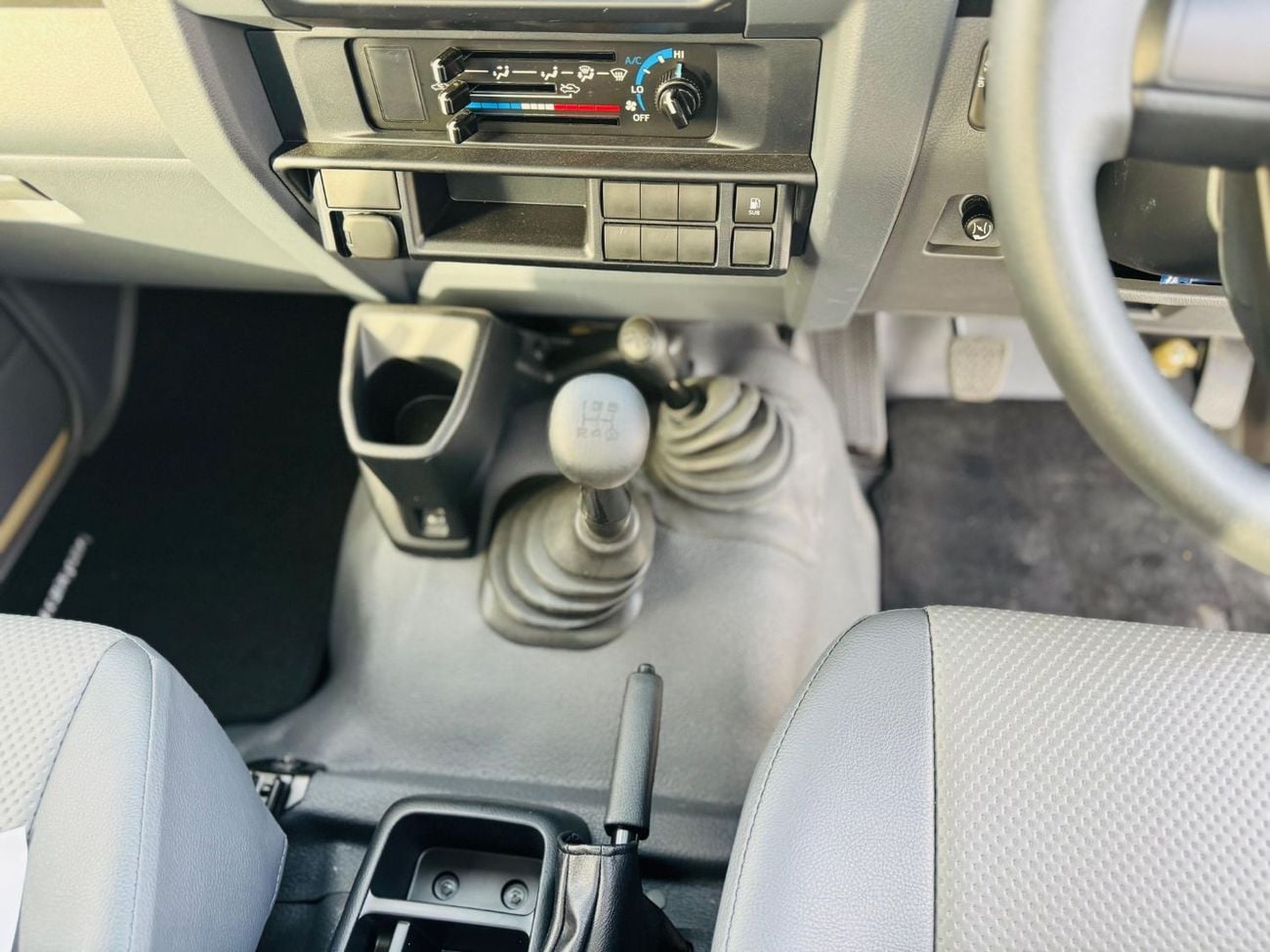 Toyota Land Cruiser Pick Up BRAND NEW ,1HZ ENGINE ,RIGHT HAND DRIVE ONLY FOR EXPORT AVAILABLE