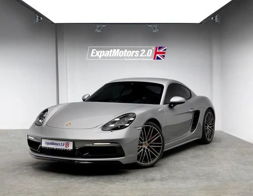 Porsche 718 Cayman GTS • Sport Chrono • FSH • GCC Spec