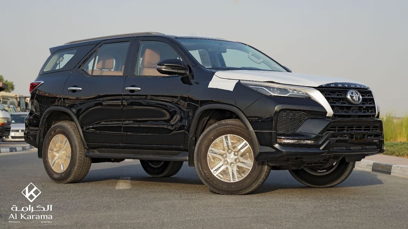 Toyota Fortuner SR5 2.7L Petrol Engine - 17'' Alloy Wheels - Cruise Control - Rear Camera - Apply Car Play - GCC Specs -