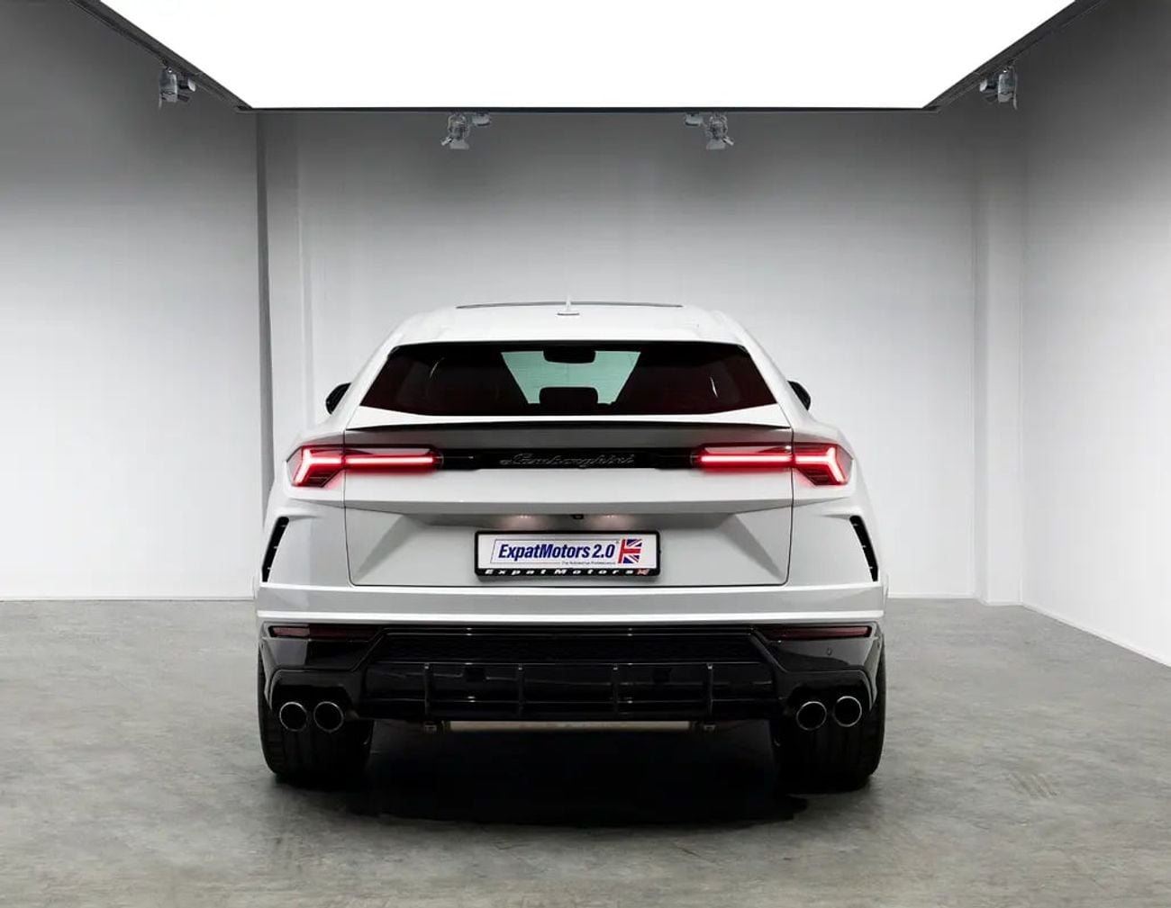 Lamborghini Urus STANDARD Unreal Specification • Full Service History • ARM Service Contract • GCC