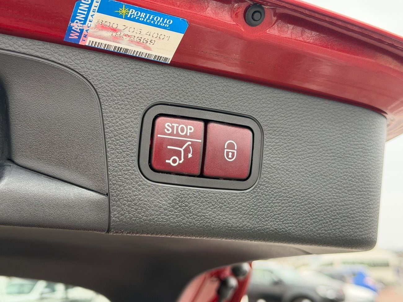 Mercedes Benz GLC 300 E 4MATIC PREMIUM