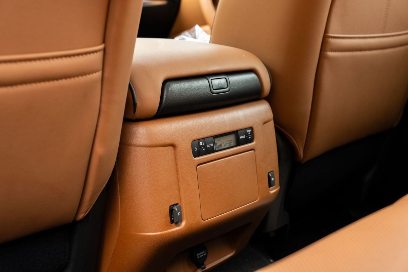 Infiniti QX80 LUXE SENSORY PROACTIVE ((Lowest Price)) GCC Specs