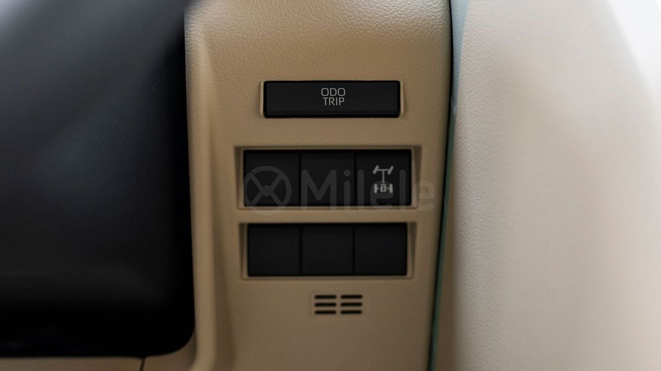 Toyota Land Cruiser GXR
